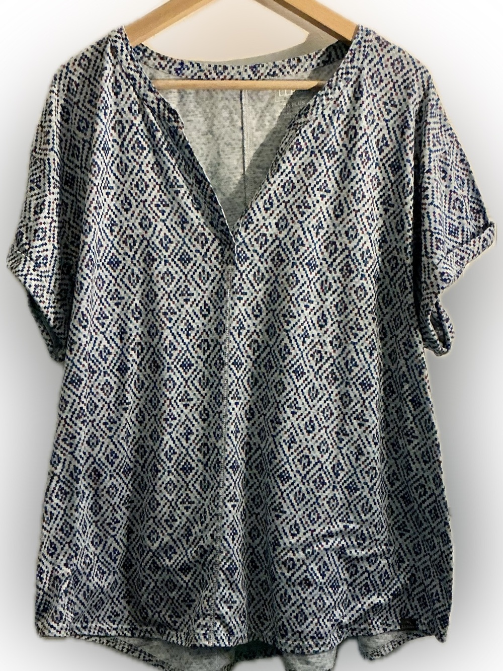 L.L.Bean Plus Size 3X Printed Split Neck Knit Top Blue Red Geometric